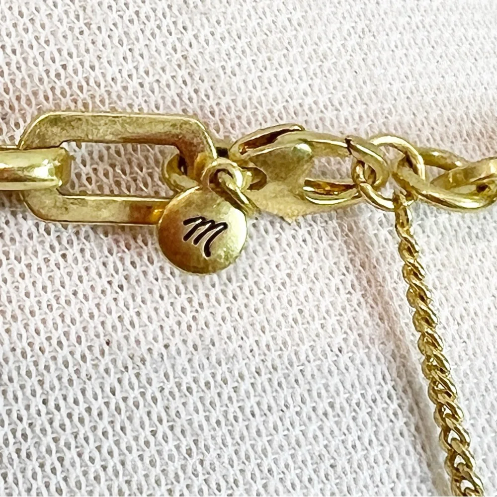 MADEWELL CHUNKY GOLD WITH MEDALLION CHARM NECKLACE 17” - Picture 3 of 3